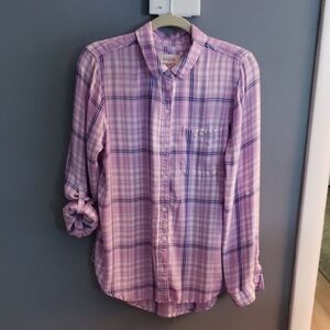 Womans Flannel Like Long Sleeve Or Button Up Shirt